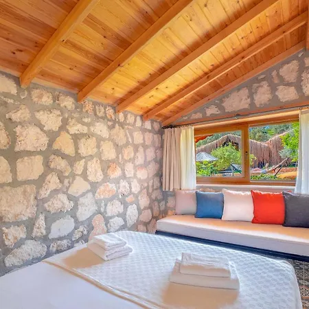 Kamp alanı Joy Glamping *